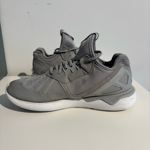 Grey Adidas Tubular Sneakers Size  9 - Picture 6 of 15